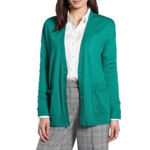 🎨Halogen Green V-Neck Merino Wool Cardigan